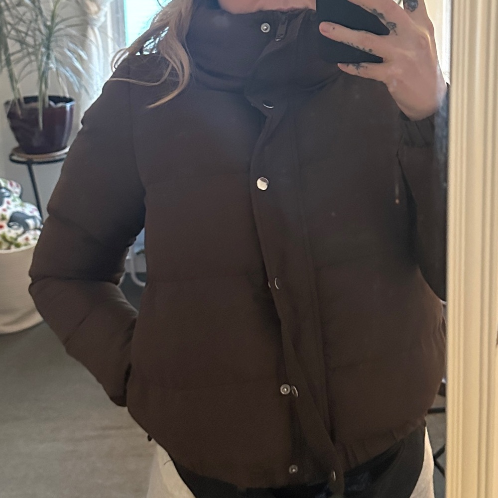 THREADBARE cropped puffer jacket in cocoa